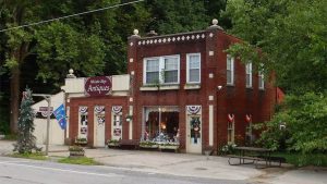 Whistle Stop Antiques Cumberland Gap